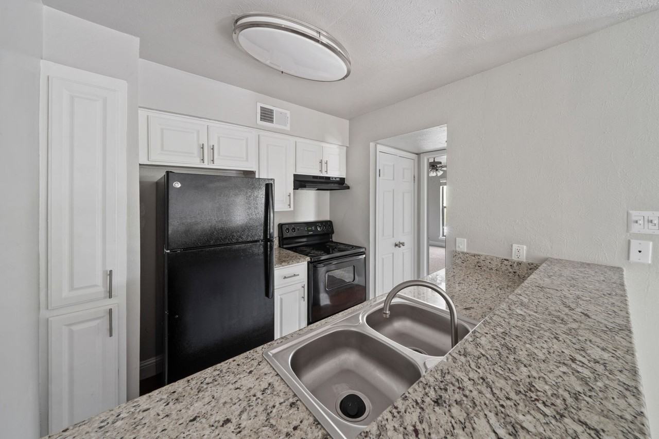 Stone Canyon Rd & N Central Expy #3120 - Photo 7 of 26