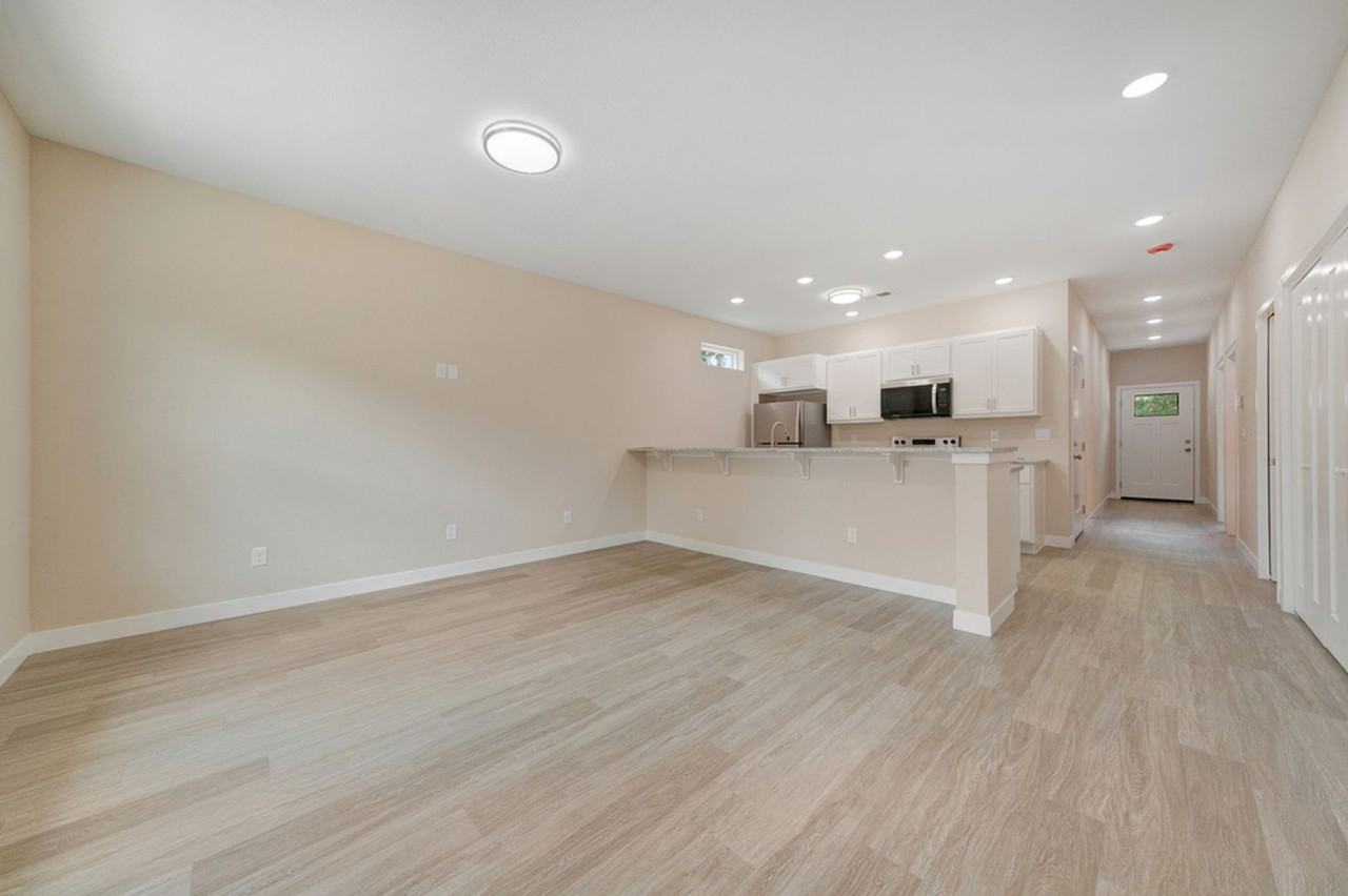 105 East Ensey Street - Photo 5 of 23