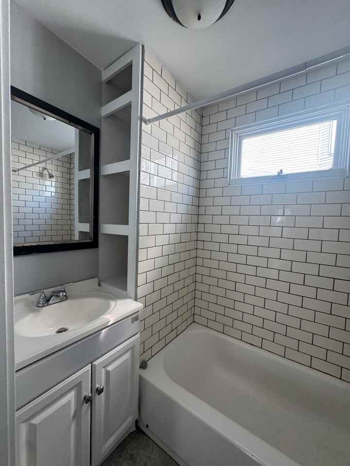 1118 26th Street - Photo 6 of 6