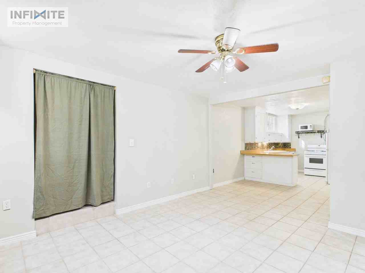 903 West Curtiss Street - Photo 5 of 10