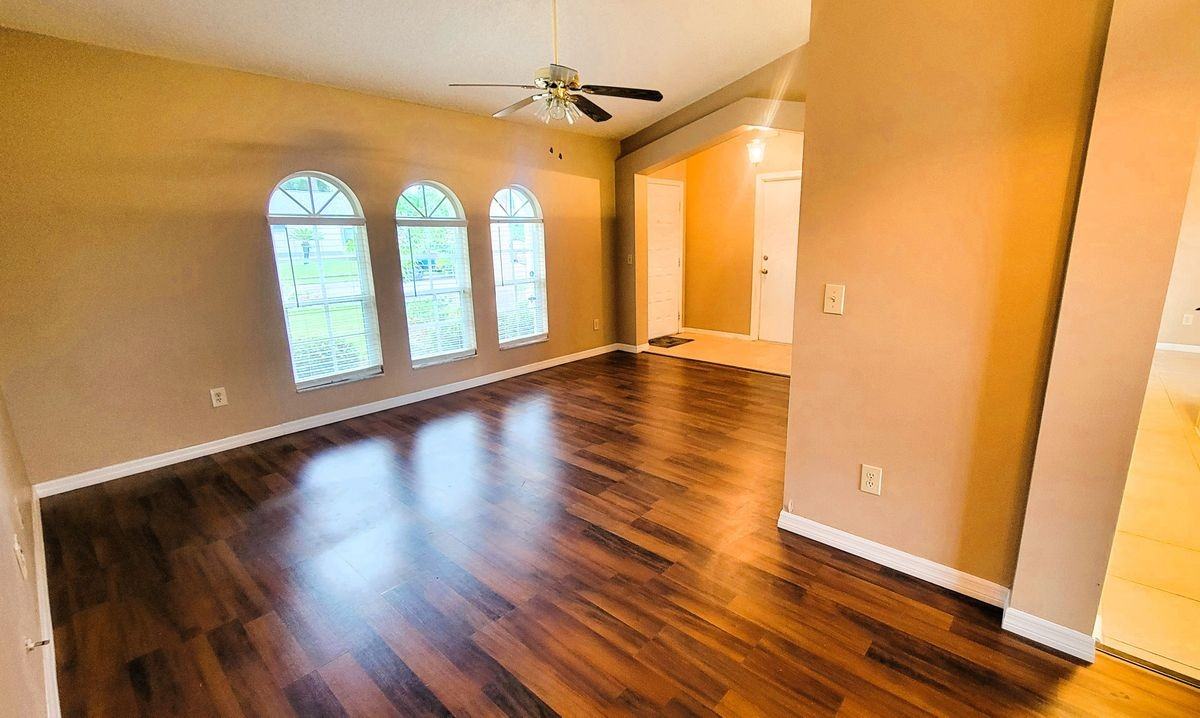 2342 Appalachian Dr - Photo 3 of 19