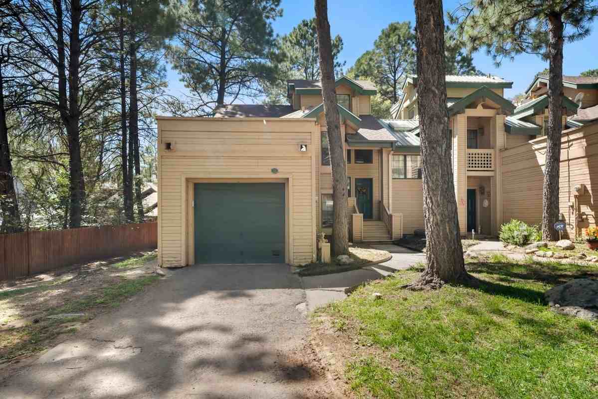 1230 Mechem Drive - Photo 4 of 30