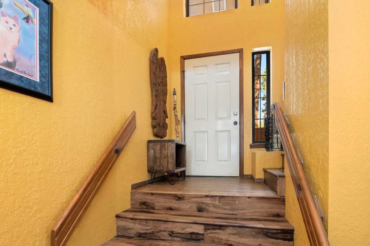 1230 Mechem Drive - Photo 5 of 30