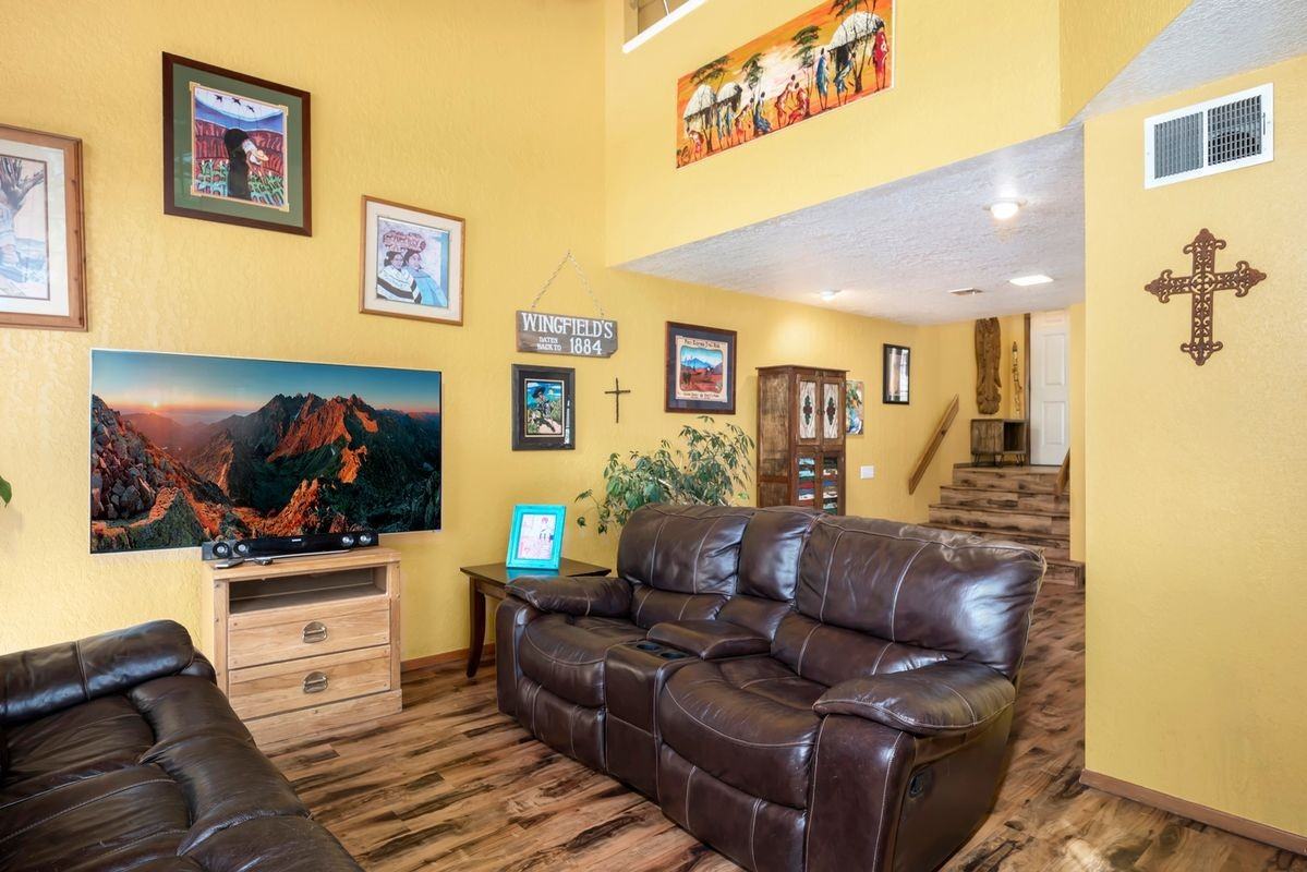 1230 Mechem Drive - Photo 6 of 30