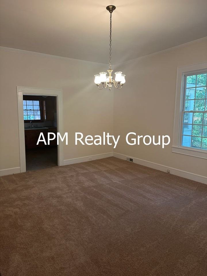 5841 Spring Ct - Photo 5 of 15