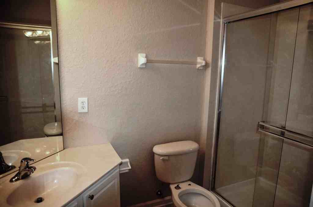 6335 Contessa Dr - Photo 7 of 12