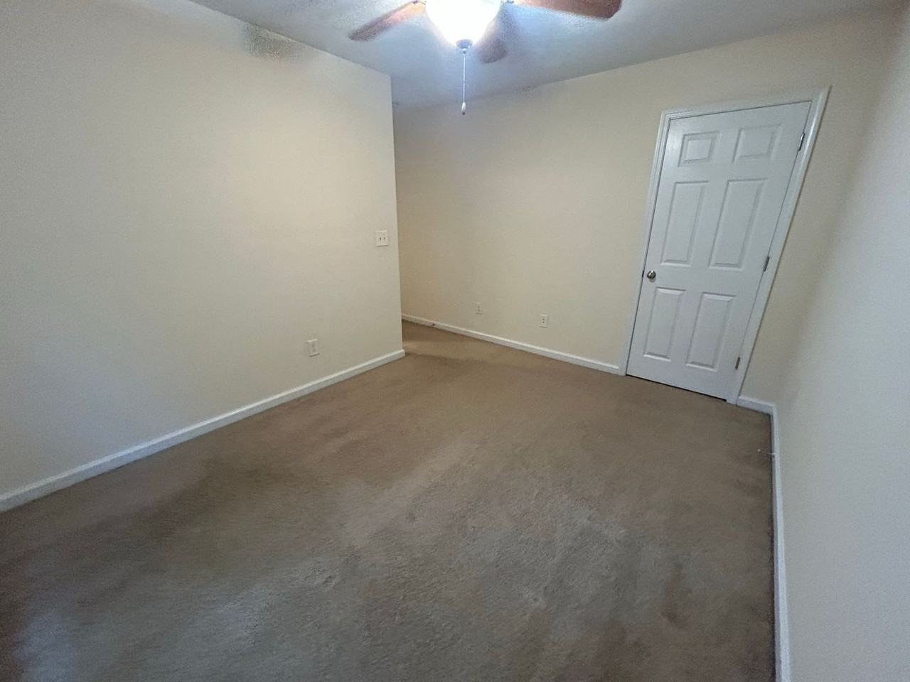 157 Strickland Ave - Photo 6 of 24