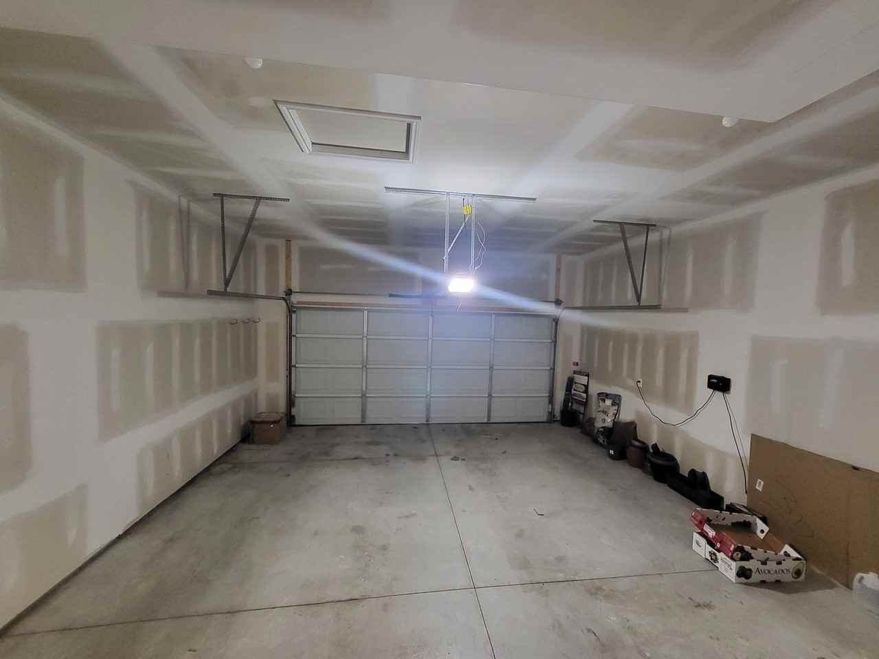 327 Hidden Riv E - Photo 6 of 41