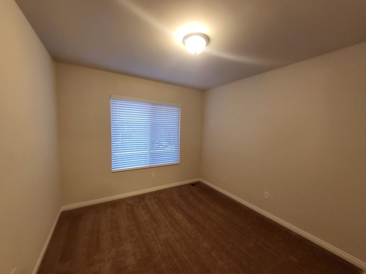 327 Hidden Riv E - Photo 2 of 41