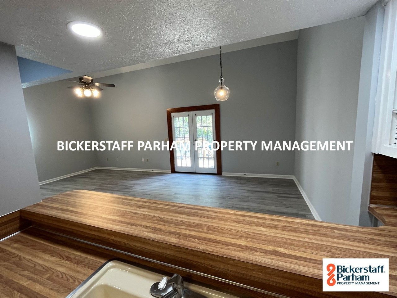 6360 Olde Towne Dr - Photo 6 of 17