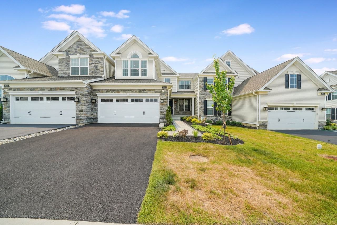 411 Reid Way - Photo 2 of 45