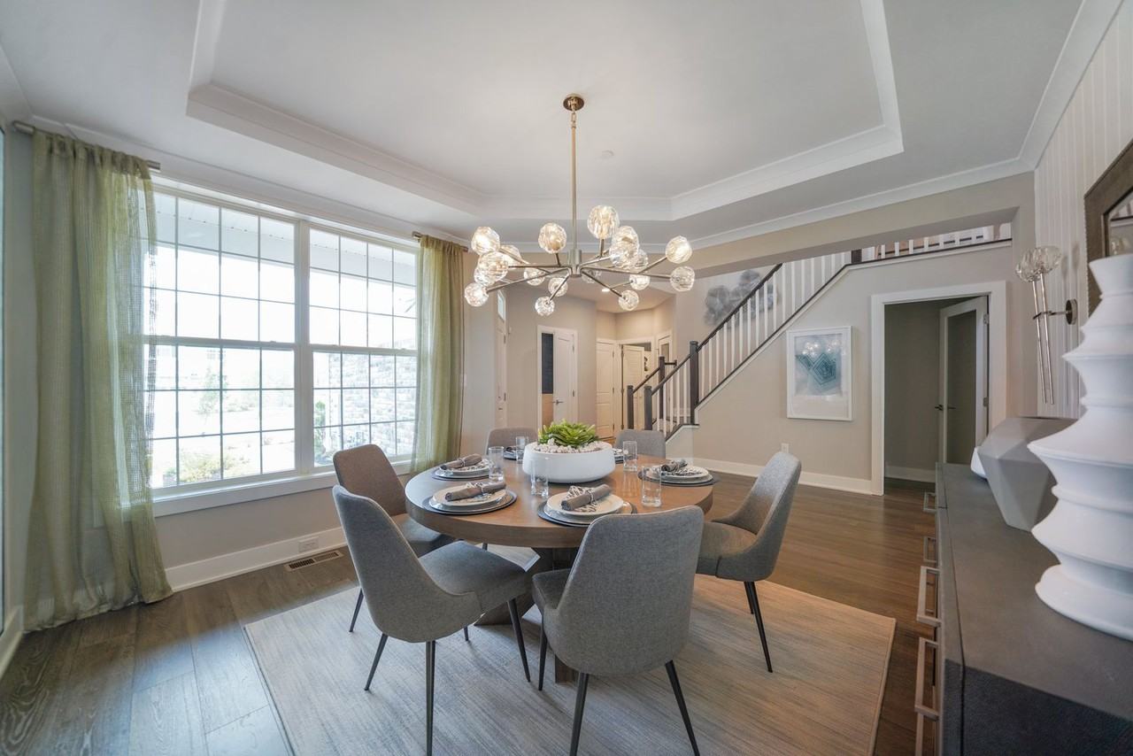 411 Reid Way - Photo 5 of 45