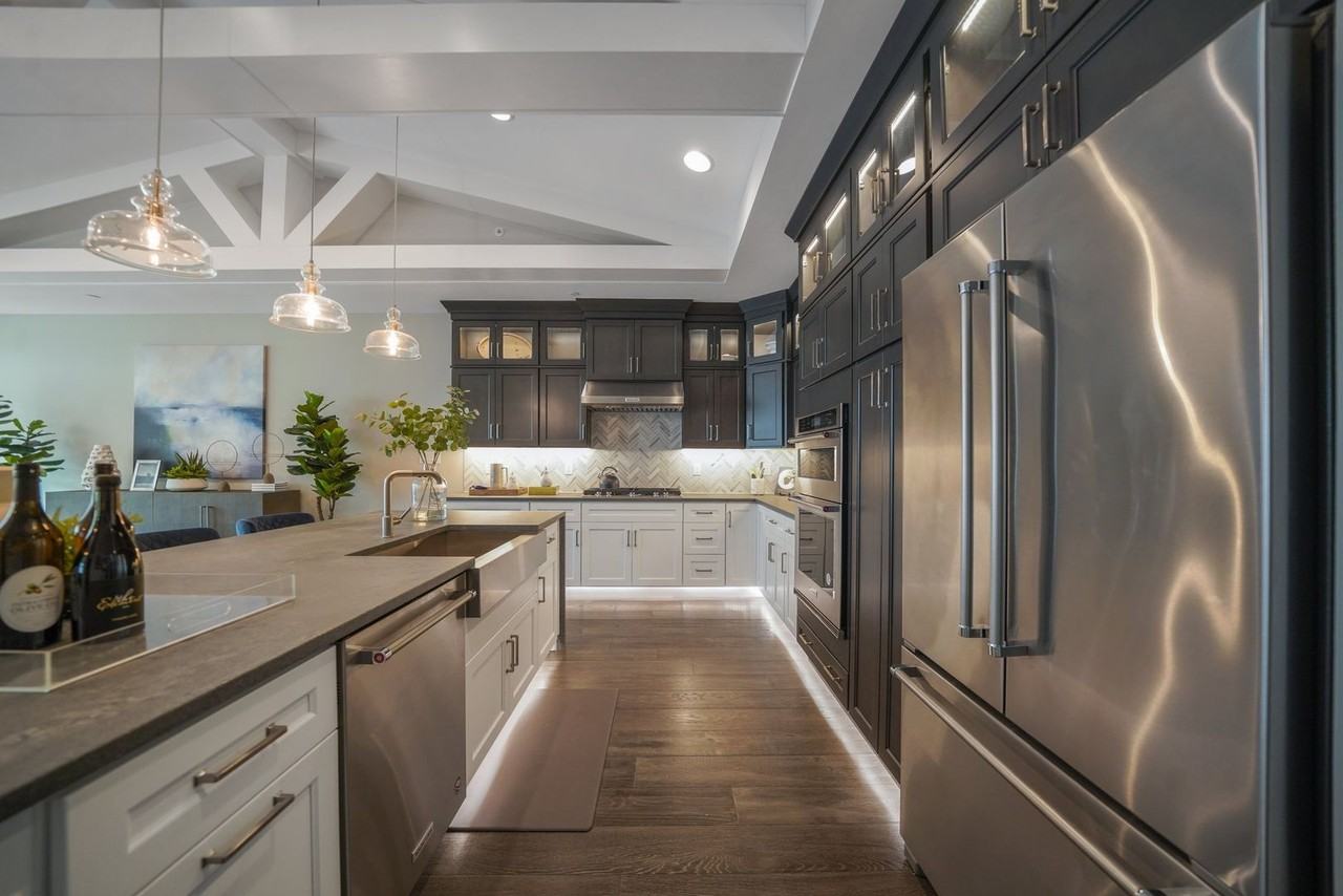 411 Reid Way - Photo 6 of 45