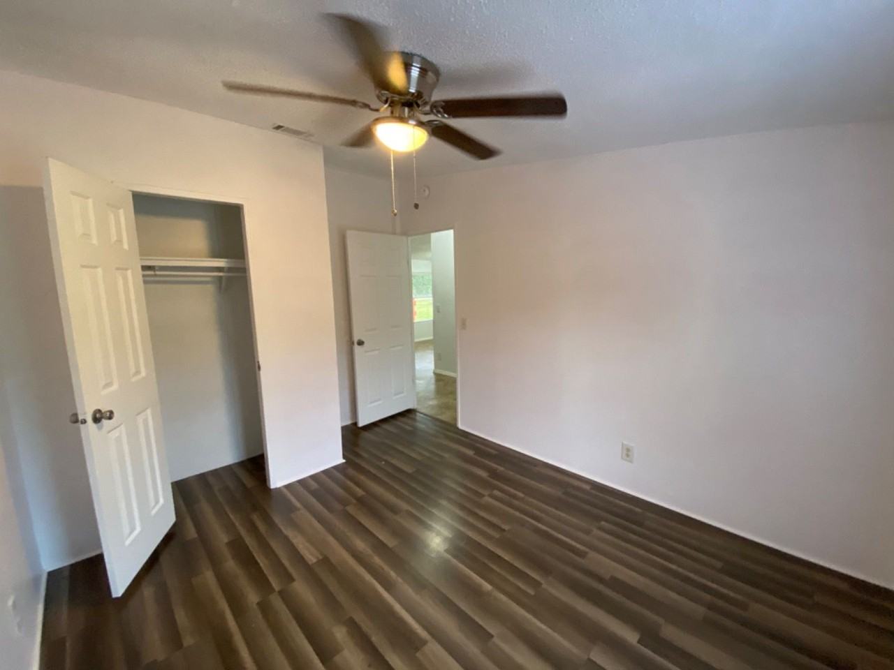 2735 Nw 61st Ave - Photo 6 of 19