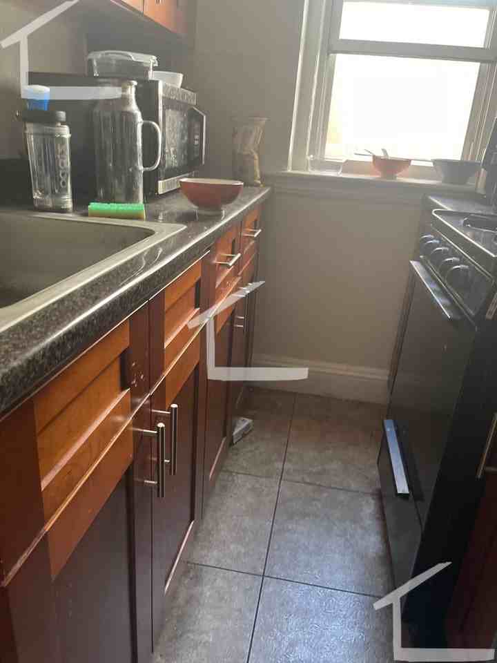 1171 Boylston St - Photo 2 of 7