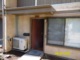 featured image of 1050 Spring St