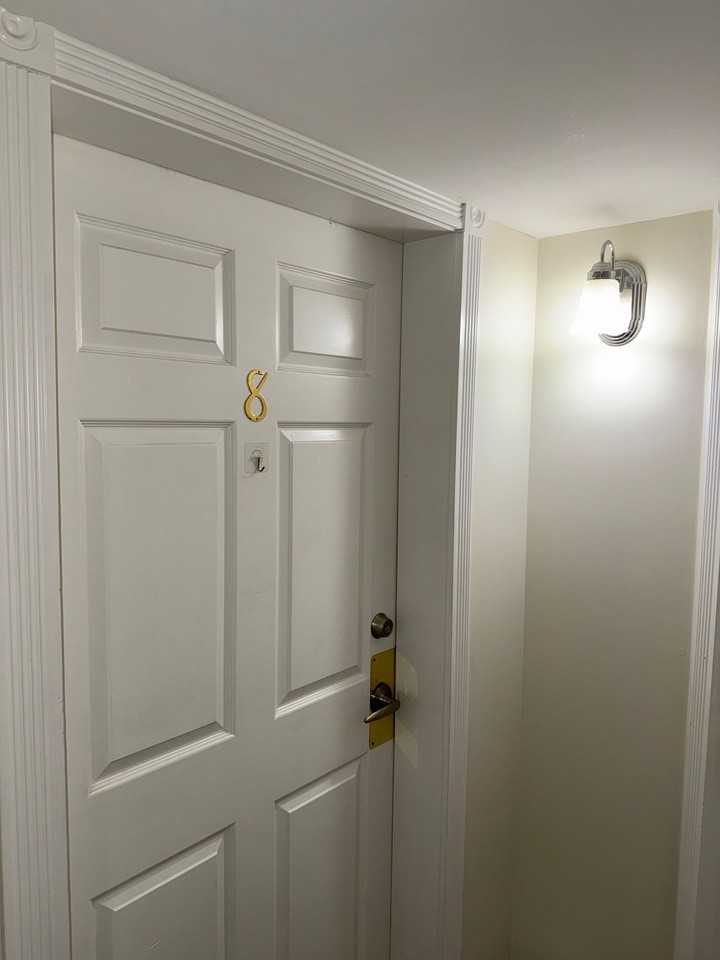 Charnbern Inn - Photo 2 of 25