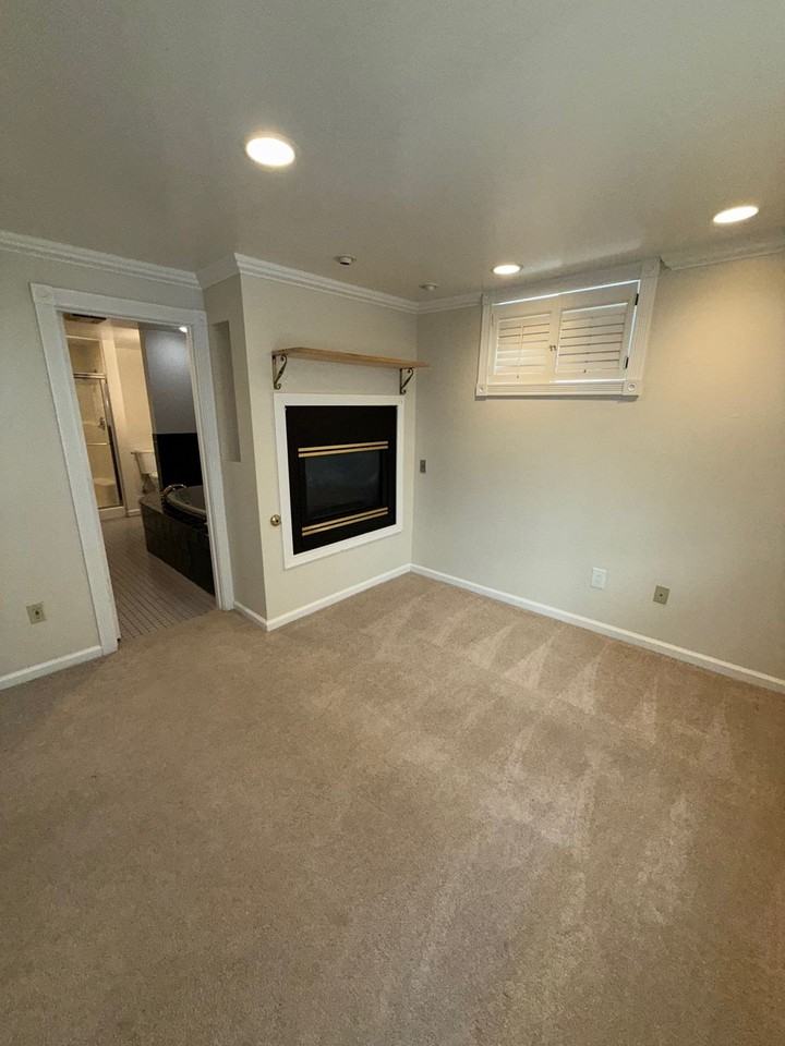 Charnbern Inn - Photo 6 of 25