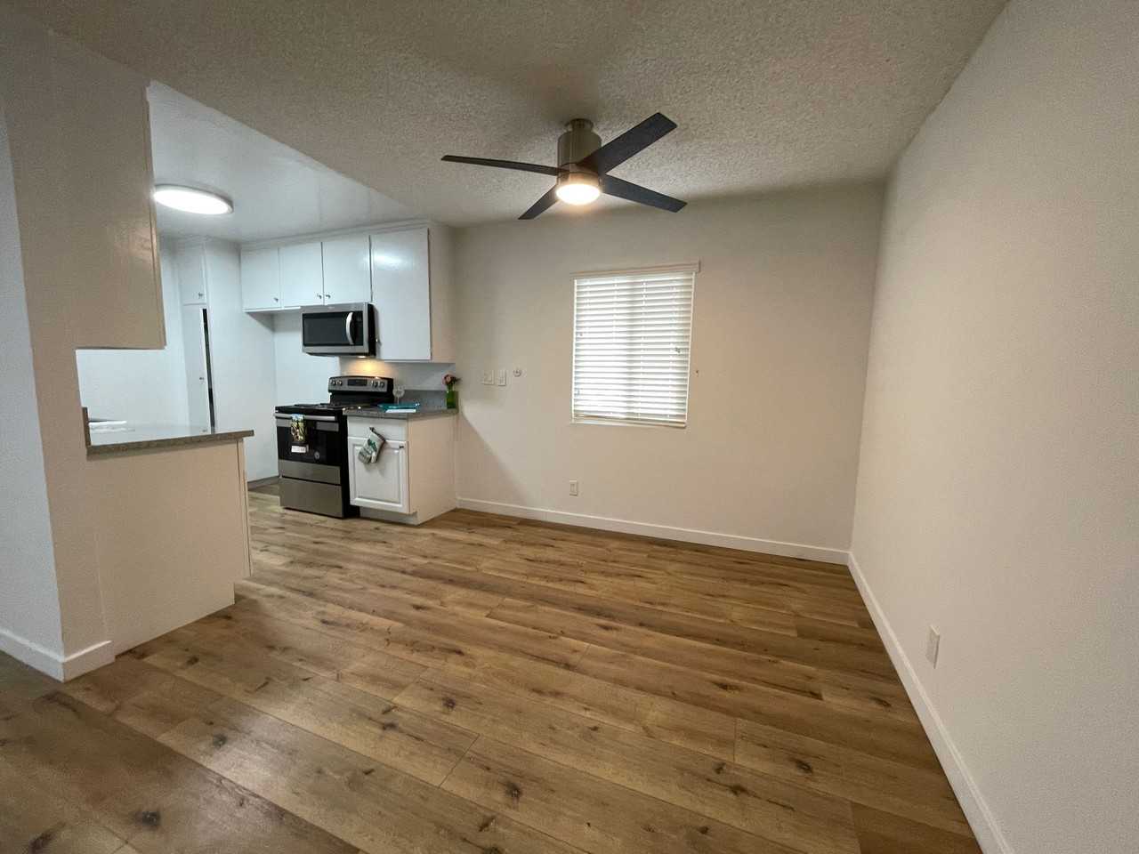 20353 Saticoy St - Photo 2 of 5