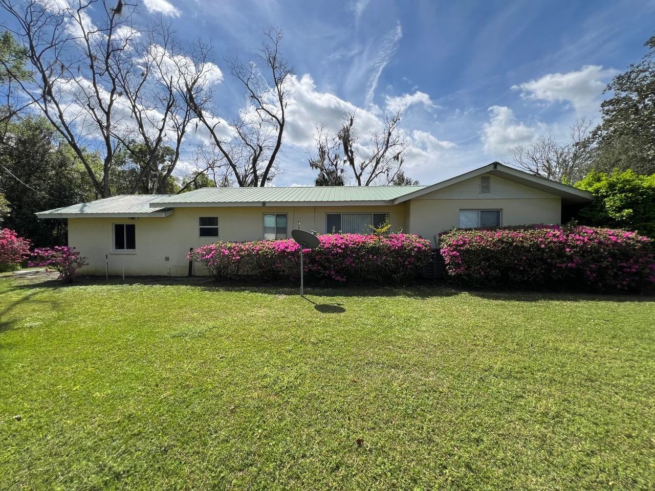 3725 E Fort King St - Photo 2 of 27