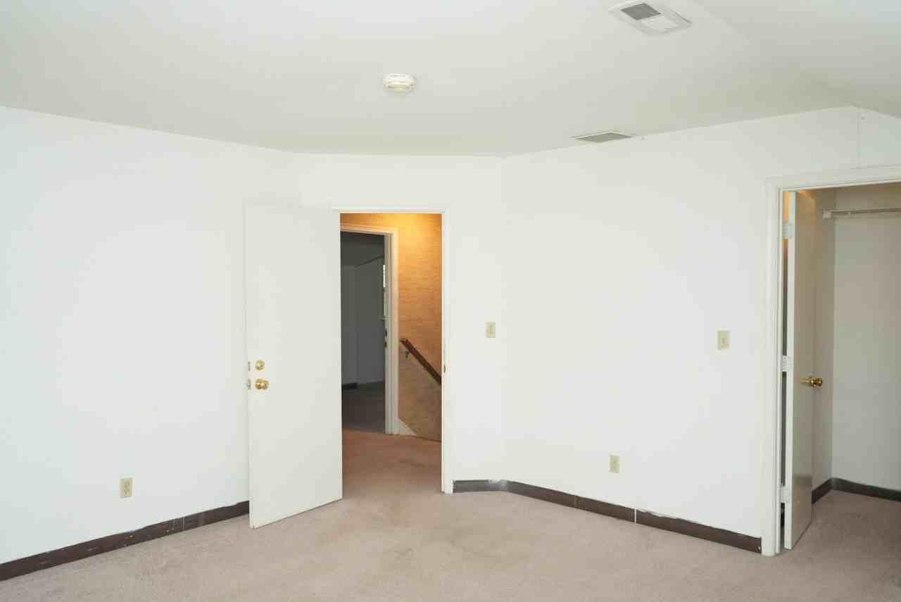 119 Harmon St - Photo 3 of 45