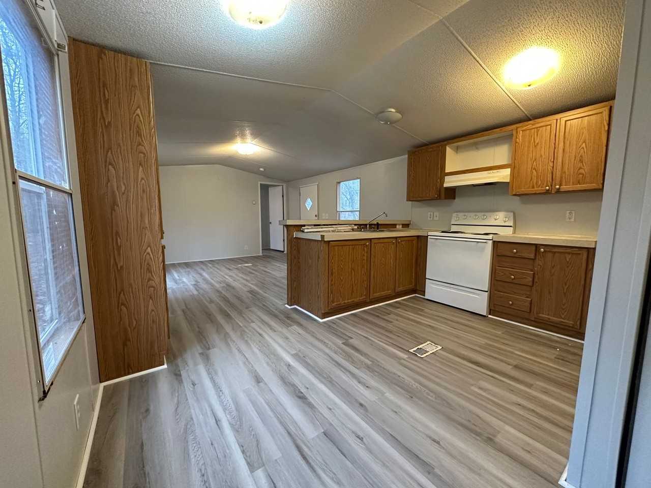 7075 Colonial Hwy - Photo 5 of 10
