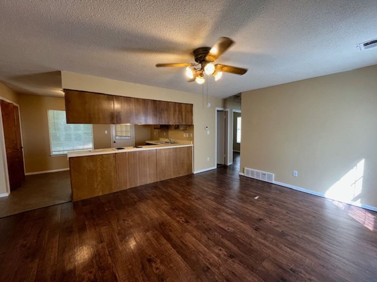 6515 Riverdale Rd - Photo 2 of 10
