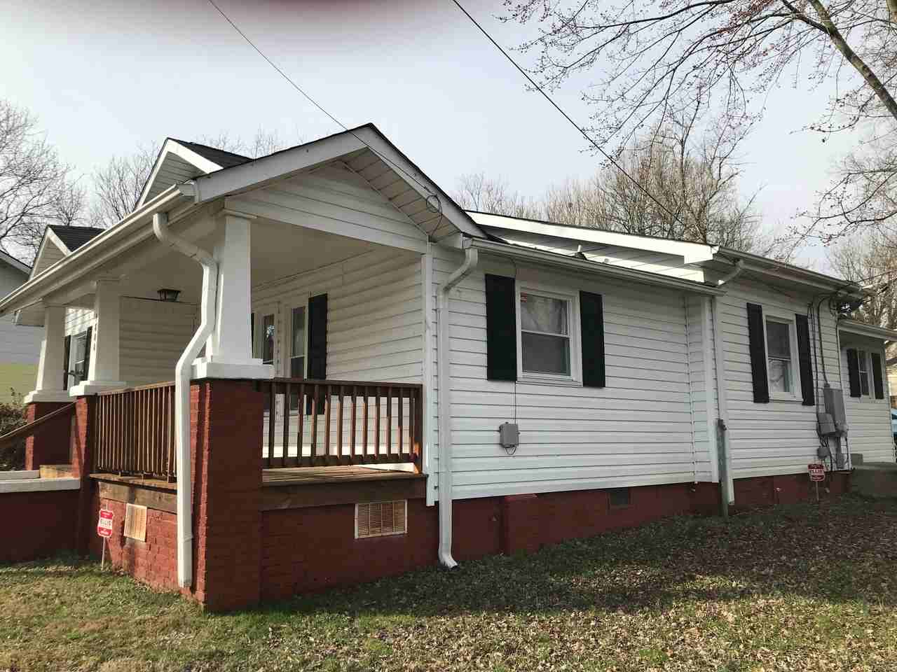 1800 Longview Dr - Photo 2 of 15