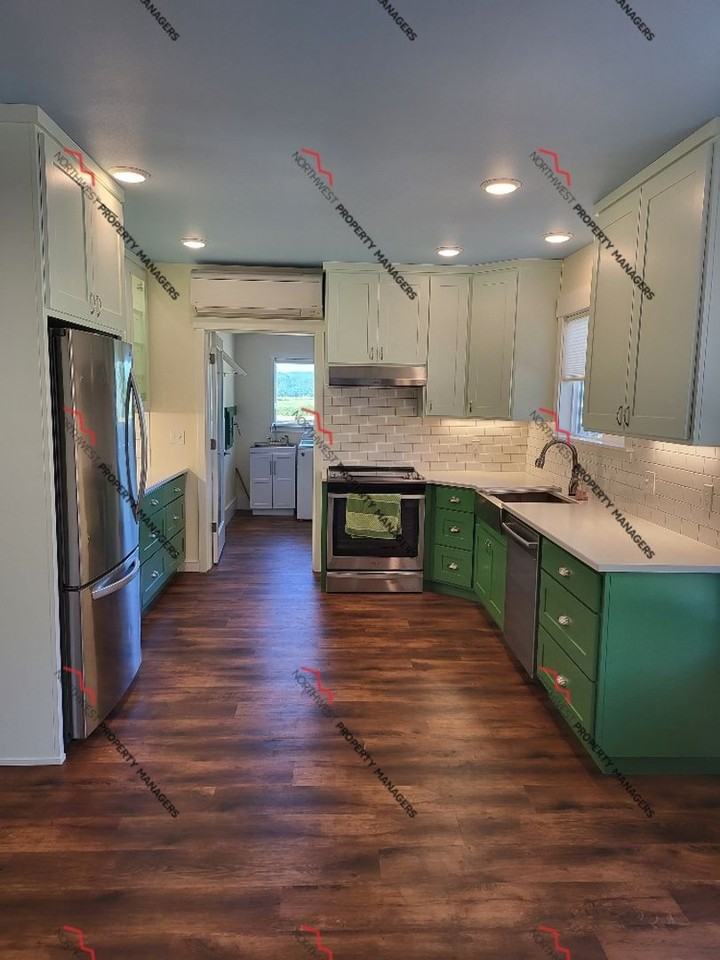 209 Calvin Road - Photo 6 of 36