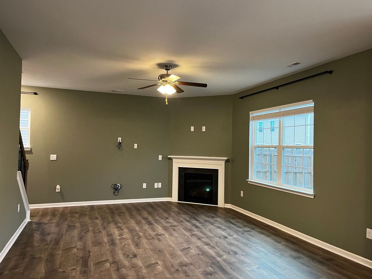 1010 Kellie Ct - Photo 7 of 28