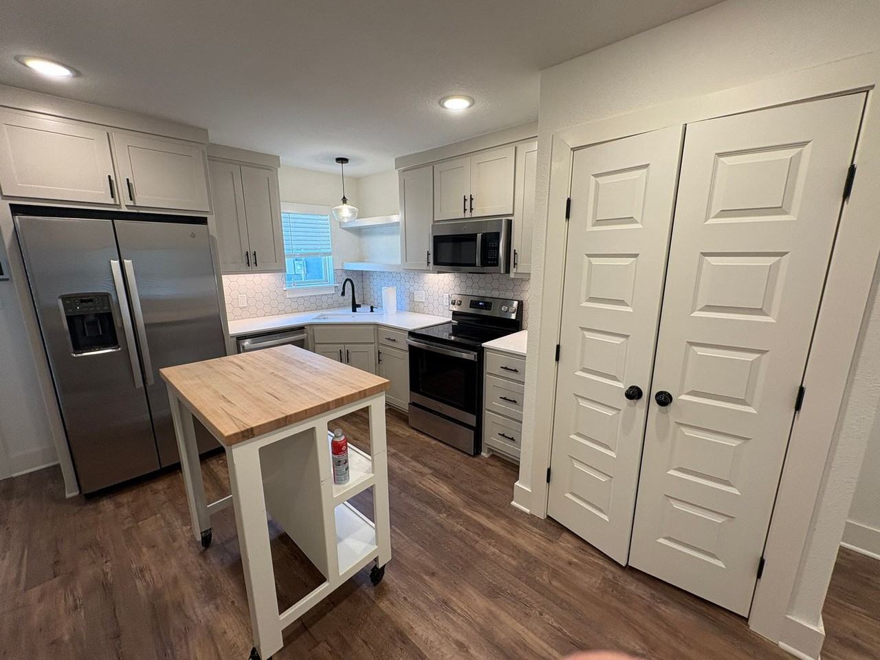 3846 W Somerville Ln - Photo 5 of 11