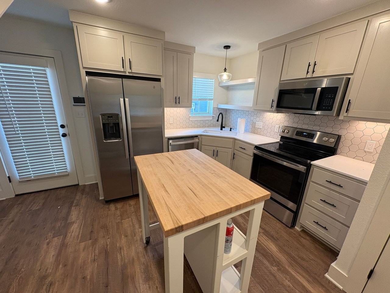 3846 W Somerville Ln - Photo 6 of 11