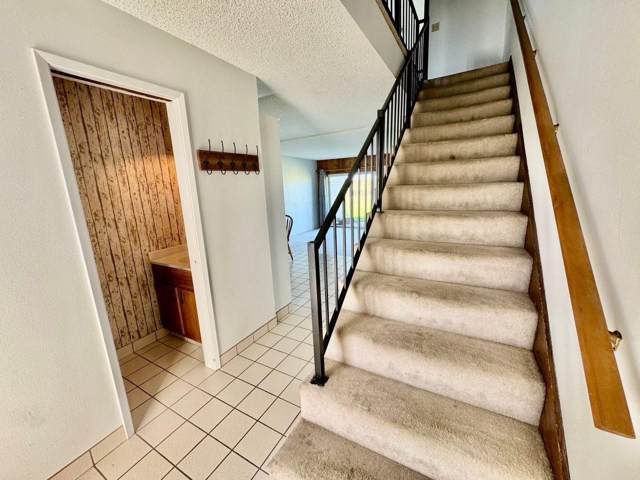 33615 G St - Photo 3 of 19