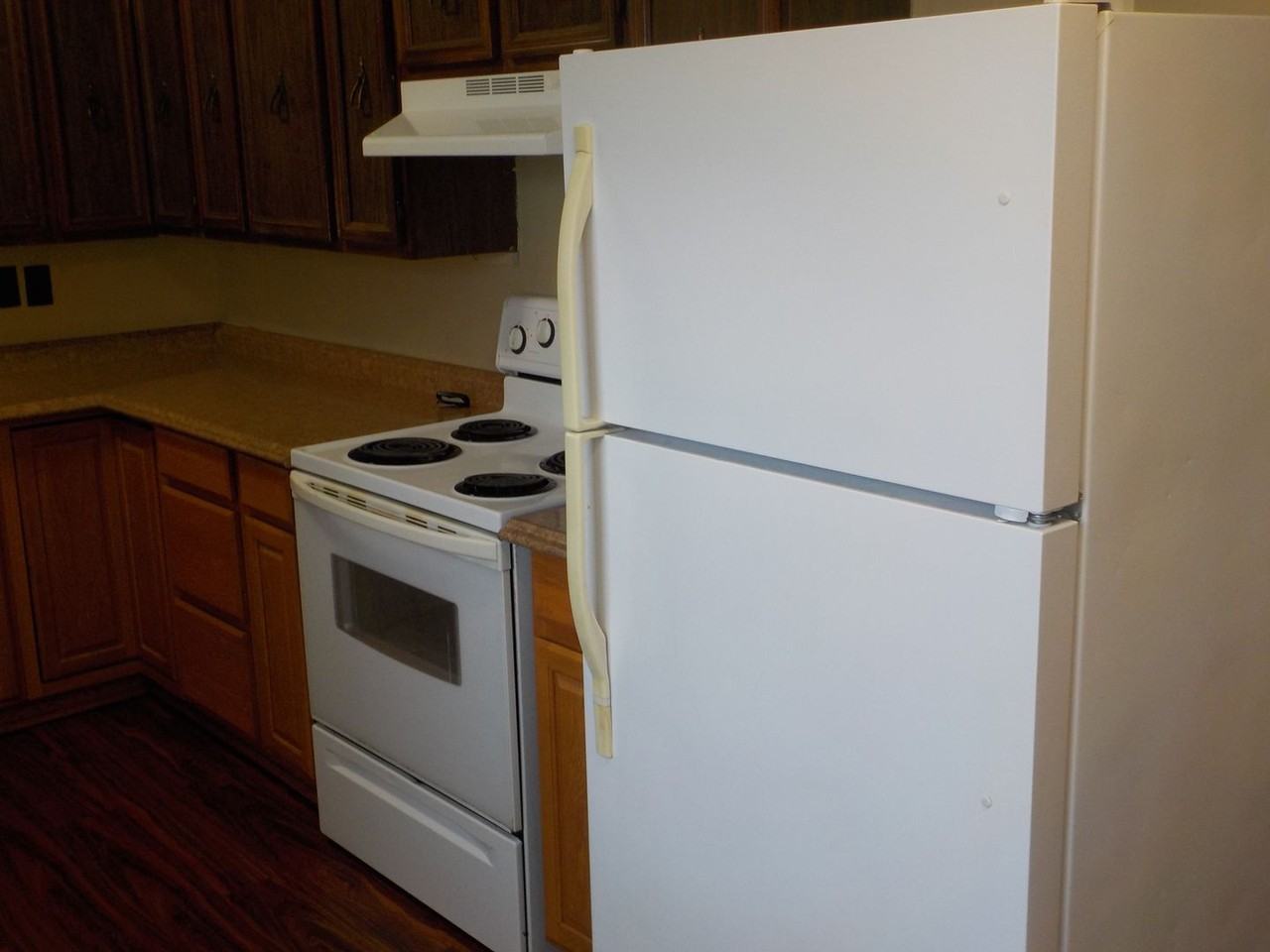 909 Highland Dr - Photo 4 of 28