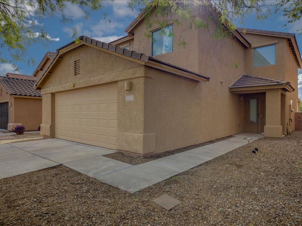 6746 S Sonoran Bloom Ave - Photo 2 of 30