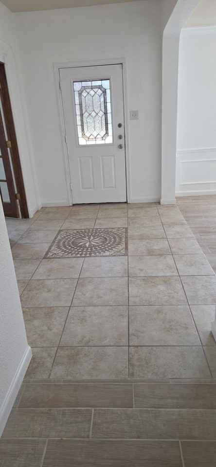 6009 Graphite Dr - Photo 3 of 28