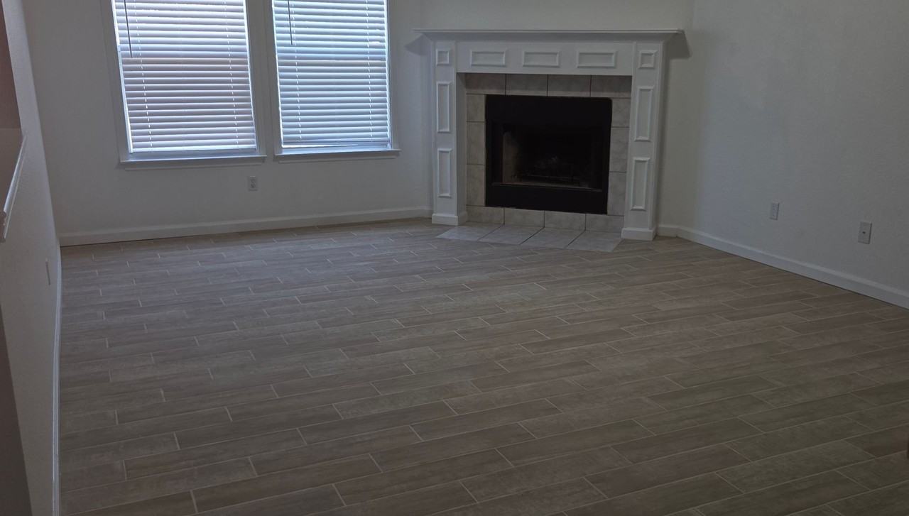 6009 Graphite Dr - Photo 4 of 28