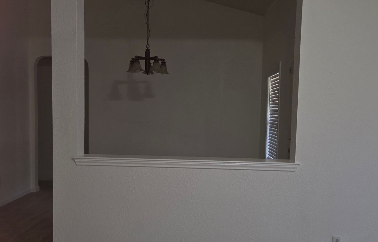 6009 Graphite Dr - Photo 5 of 28