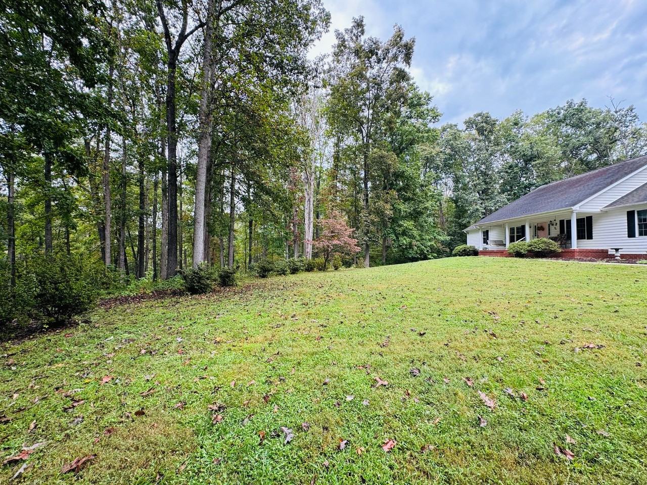 6709 Towles Mill Rd - Photo 2 of 50