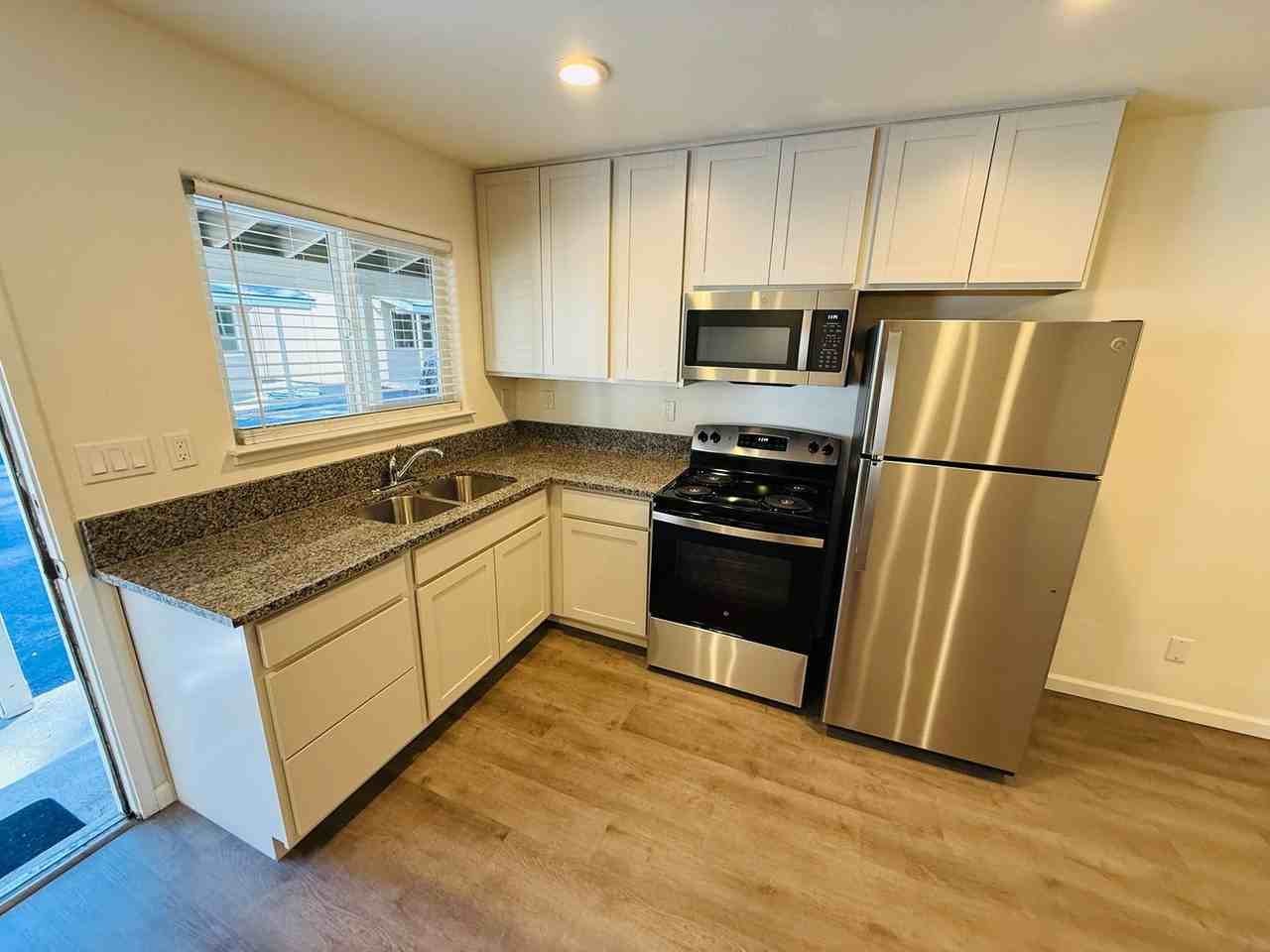 946 Modesto Ave #1 - Photo 5 of 14