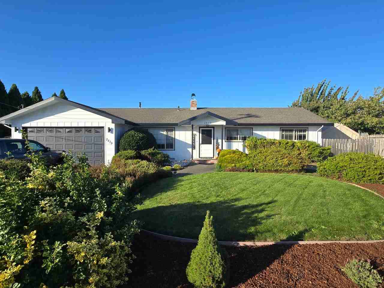 2879 Shields Ln - Photo 2 of 39