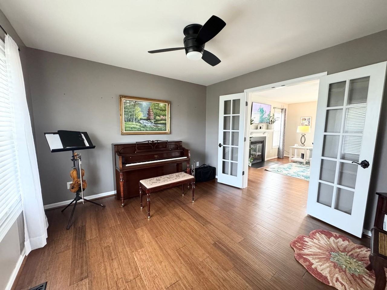 309 Queenswood Blvd - Photo 3 of 22