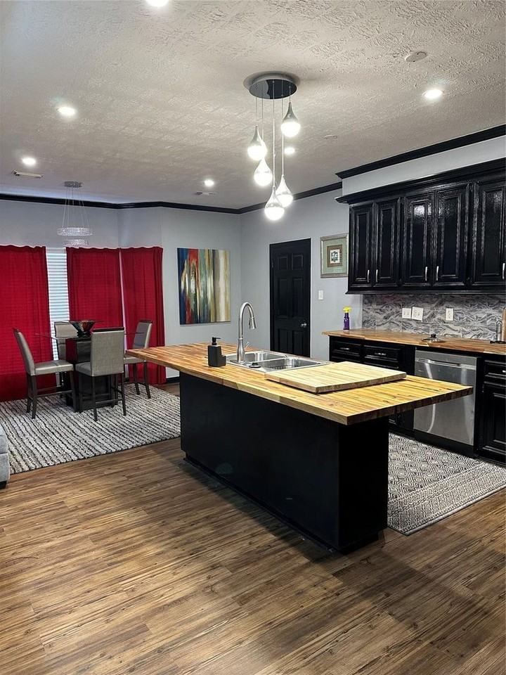 21110 Atascocita Place Dr #0 - Photo 6 of 42