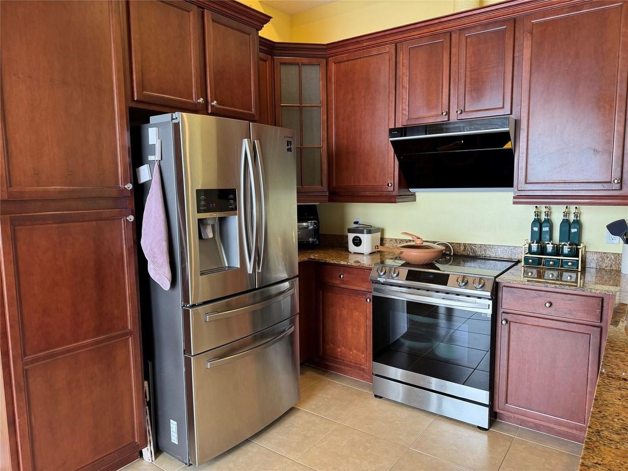 3730 Nw 84th Way - Photo 3 of 20