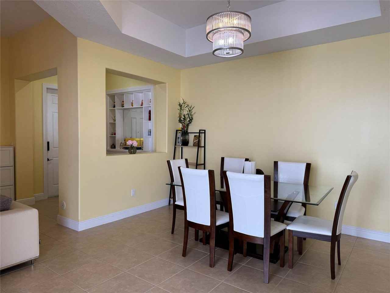 3730 Nw 84th Way - Photo 5 of 20