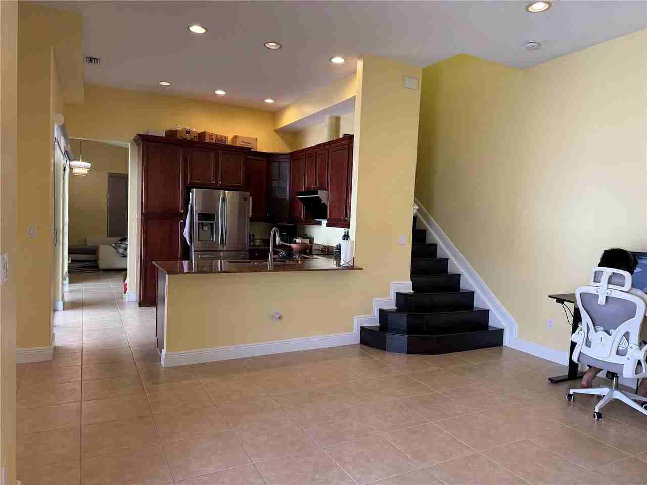 3730 Nw 84th Way - Photo 6 of 20