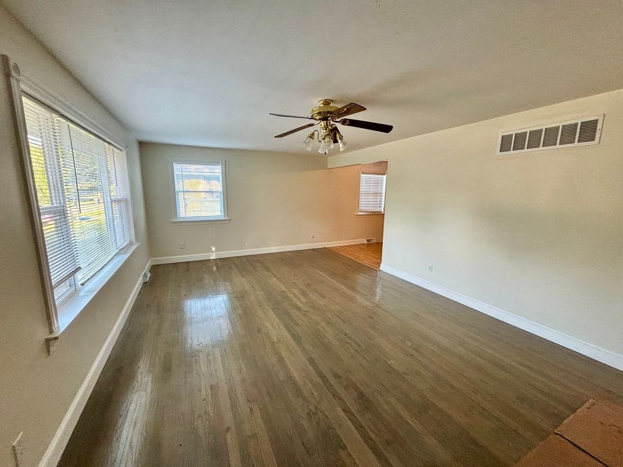 804 Church Ave - Photo 2 of 14