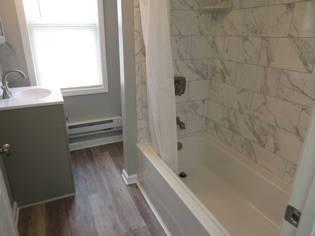 327 West Brady Street - Photo 4 of 7