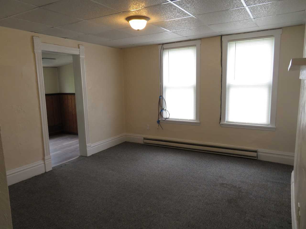 327 West Brady Street - Photo 5 of 7