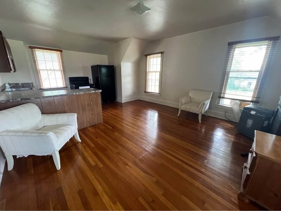 2616 South Street Southeast #B - Photo 2 of 8